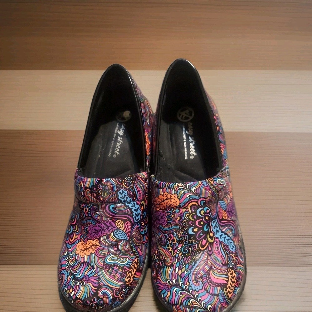 Easy Street Womens Colorful Clogs Work Shoes Medical Size‎ 8 Laurie Non Slip Y2k